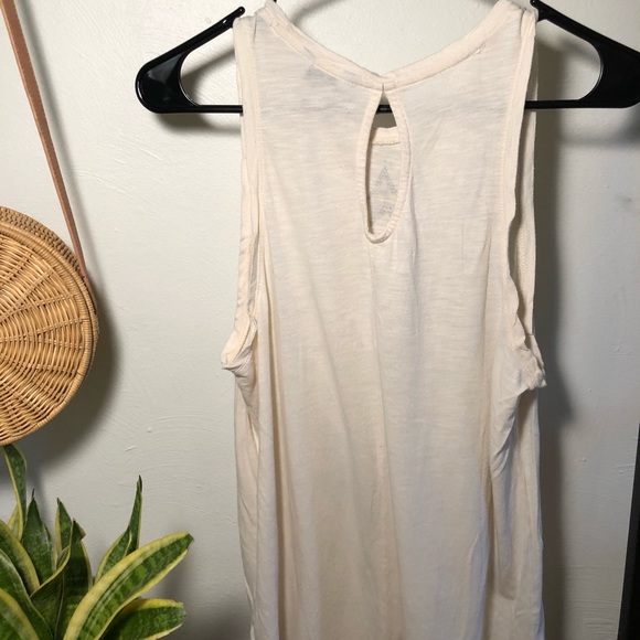 Lucky Lotus - Mandala Tank - Picture 2 of 4